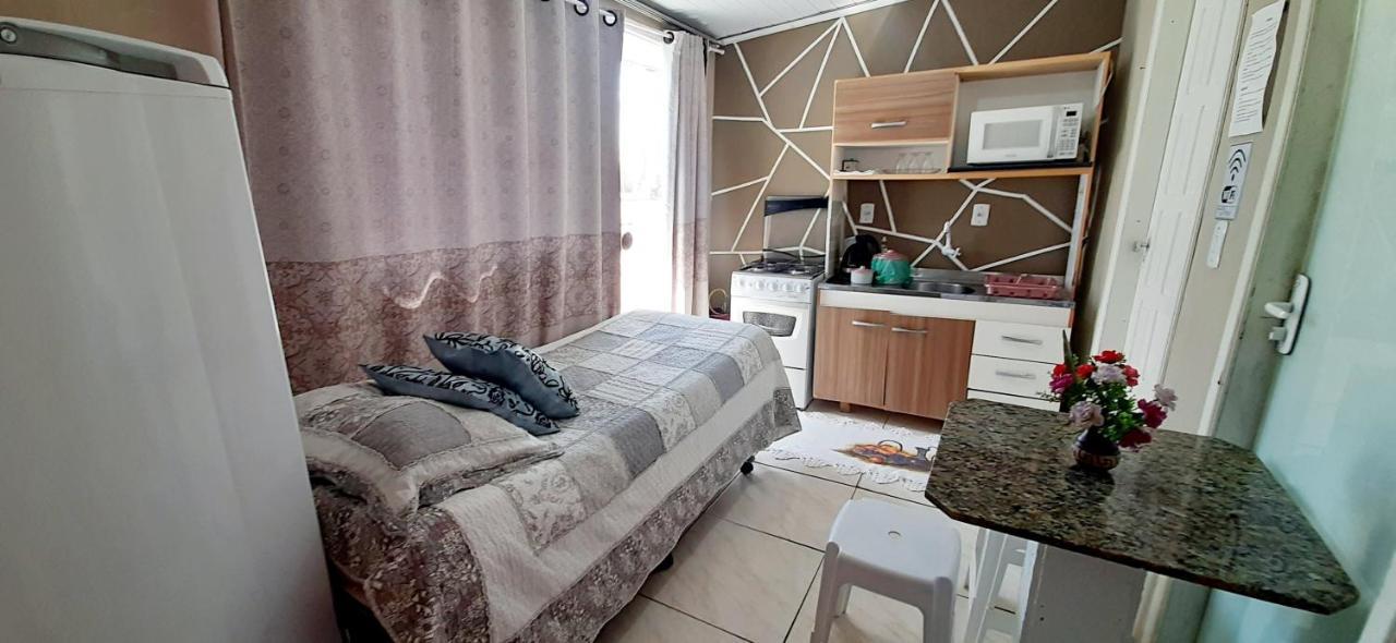 Kitnet K1 Em Torres-Rs - Na Mais Bela Praia Gaucha - Cozinha - Banheiro - Ar Condicionado - Smart Tv 32' - Wi-Fi - Anfitria Superhost No Bnb エクステリア 写真